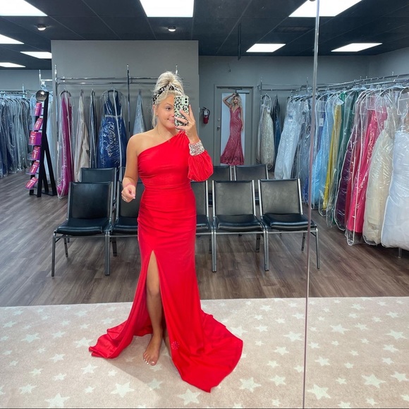 Sherri Hill Dresses & Skirts - gorgeous Sherri Hill dress